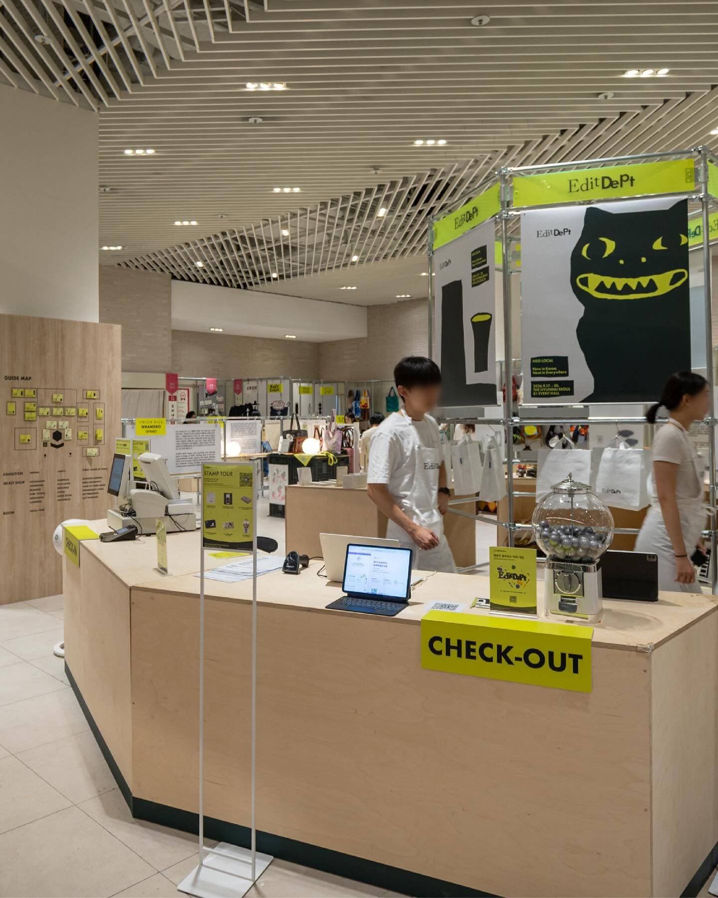 https://d8nffddmkwqeq.cloudfront.net/store/b9c92f12%2C2444%2C4af6%2C948c%2C4413931db939메인 이미지